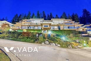 2245 Twin Creek Pl in West Vancouver, BC - Building Photo
