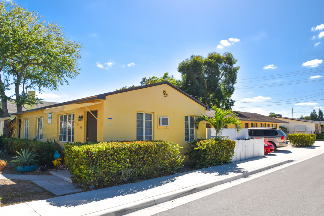 829 N H St in Lake Worth, FL - Building Photo