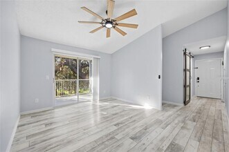 2532 Grassy Point Dr in Lake Mary, FL - Building Photo - Building Photo