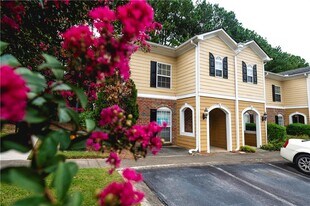 122 Summer Pl NW in Norcross, GA - Building Photo