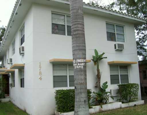 1784 Marseille Dr in Miami Beach, FL - Building Photo - Building Photo