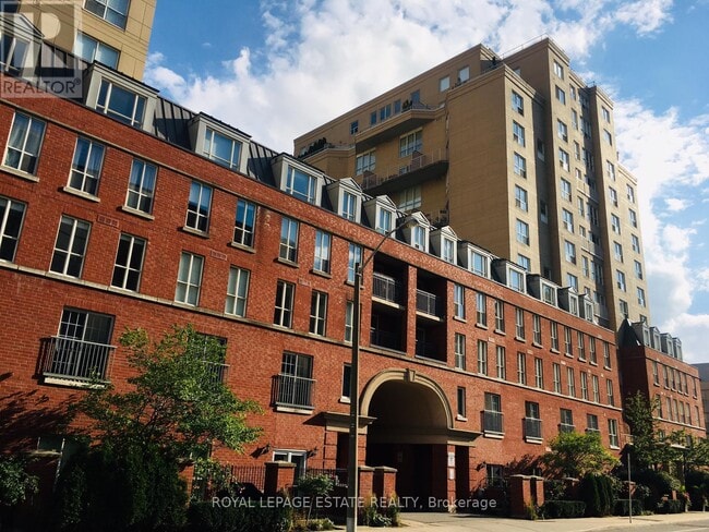 property at 119-119 Merton St