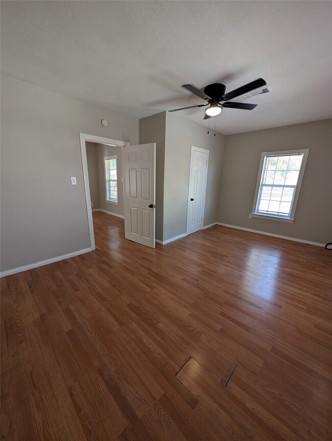 property at 2125 Nora St