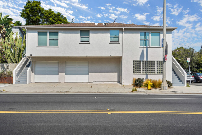 1423 Cloverfield Blvd in Santa Monica, CA - Building Photo - Building Photo