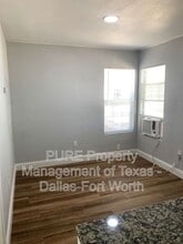 2725 Toronto Ave in Fort Worth, TX - Building Photo - Building Photo