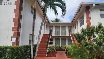 3090 Coral Springs Dr in Coral Springs, FL - Building Photo