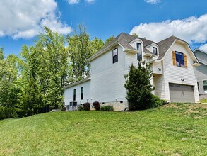 1268 Easthaven Dr in Clarksville, TN - Building Photo - Building Photo