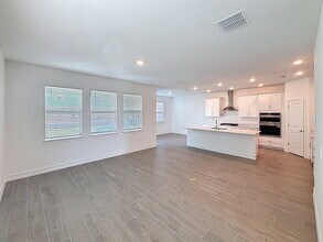 11807 71st Ave E in Palmetto, FL - Building Photo - Building Photo