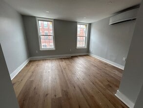 430 Dickinson St in Philadelphia, PA - Building Photo - Building Photo