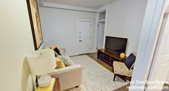 81 Park Dr, Unit 3 in Boston, MA - Building Photo - Building Photo