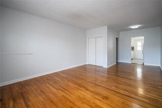330 84th St in Miami Beach, FL - Building Photo - Building Photo