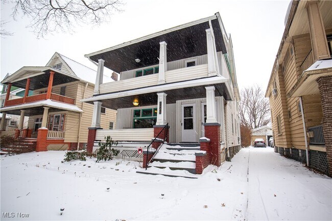 6828 Indiana Ave in Cleveland, OH - Building Photo - Building Photo