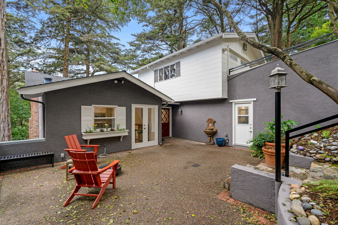 2855 Chelsea Dr in Oakland, CA - Foto de edificio