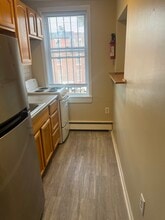 424 E Girard Ave, Unit 2nd F Rear in Philadelphia, PA - Foto de edificio - Building Photo