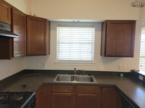 5031 Cy Young Dr in Wichita Falls, TX - Building Photo - Building Photo