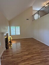 898 English Holly Ln in San Marcos, CA - Building Photo - Building Photo