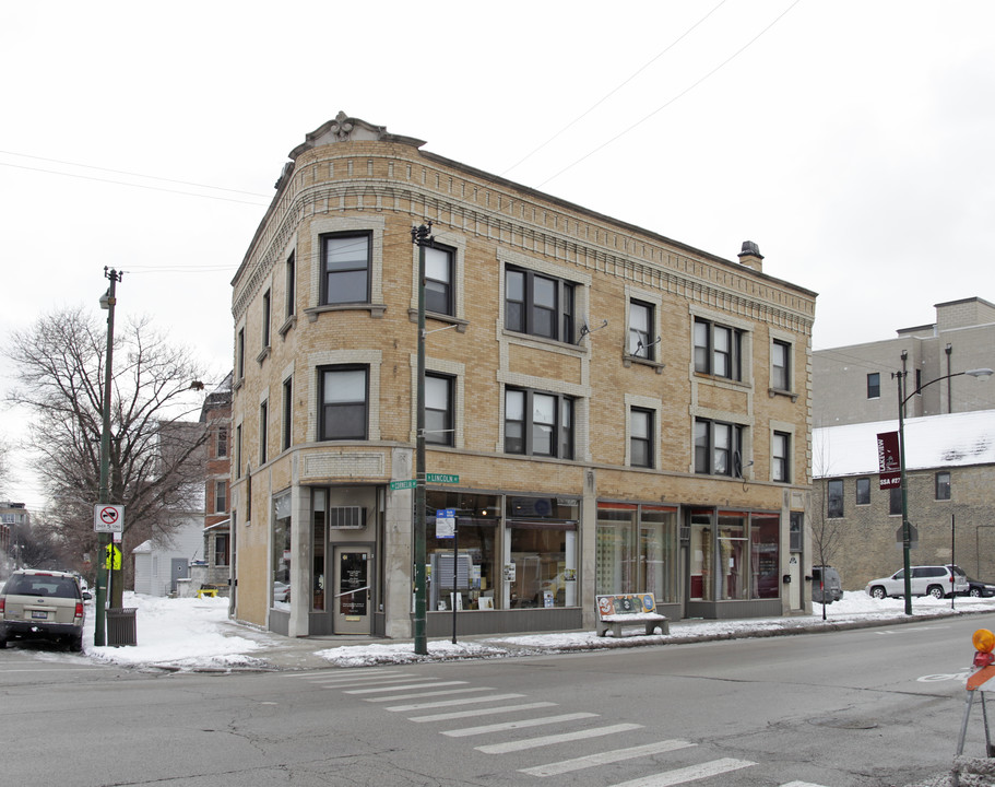 1721 W Cornelia Ave in Chicago, IL - Building Photo