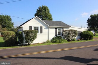 1021 Church Rd in Hatfield, PA - Building Photo - Building Photo