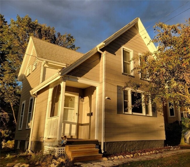 property at 25 Summit St