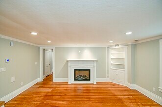 171 1/2 Lincoln Way E in Massillon, OH - Building Photo - Building Photo