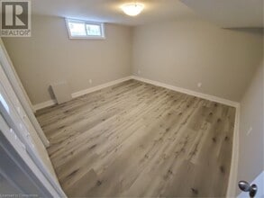 19 Meadowlark Dr in Hamilton, ON - Building Photo - Building Photo