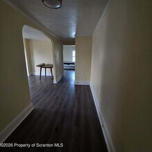 114 N Hyde Park Ave in Scranton, PA - Building Photo - Building Photo