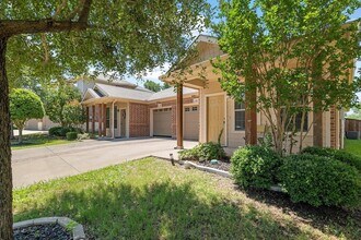 345 Orbit Dr in Lavon, TX - Building Photo - Building Photo