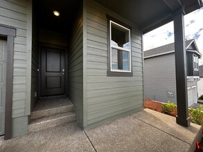 3294 Southeast 35th Street in Gresham, OR - Building Photo - Building Photo