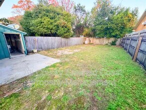 875 Fairview Dr in Fort Walton Beach, FL - Building Photo - Building Photo