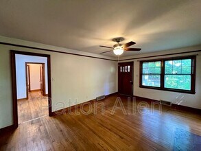 29 Evergreen Ave in Asheville, NC - Building Photo - Building Photo