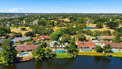 960 Bayberry Point Dr in Plantation, FL - Building Photo - Building Photo