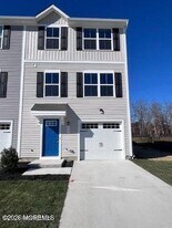 604 Cyprus Ct in Forked River, NJ - Building Photo