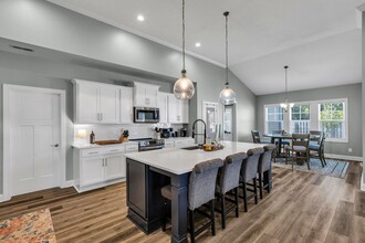 106 Bachmans Trl in Hampstead, NC - Building Photo - Building Photo
