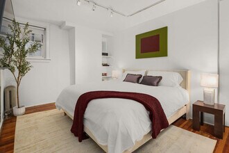 3 E 9th St, Unit SI ID1503018P in New York, NY - Building Photo - Building Photo