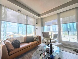 10180-10103 103 St NW in Edmonton, AB - Building Photo