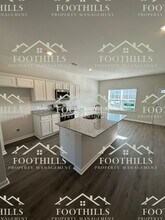 1655 E Greenville St in Anderson, SC - Building Photo - Building Photo