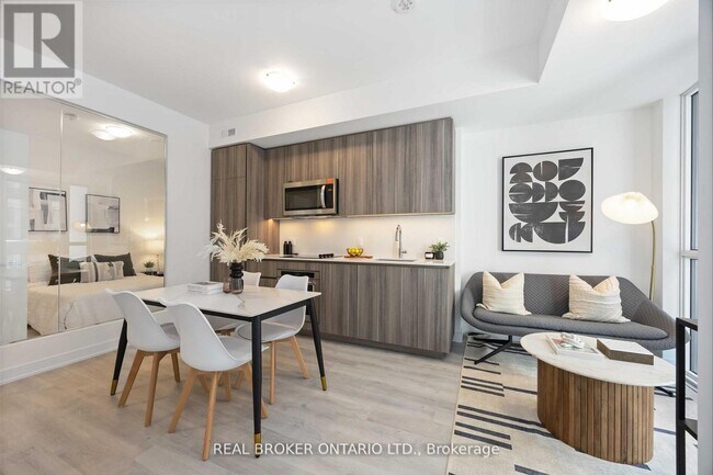 15 Richardson St in Toronto, ON - Building Photo - Building Photo