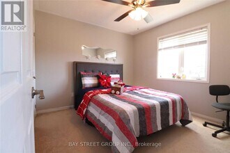 14 McCartney Ave in Whitby, ON - Building Photo - Building Photo