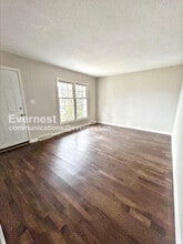 561 Brightsfield Ct in Rural Hall, NC - Building Photo - Building Photo