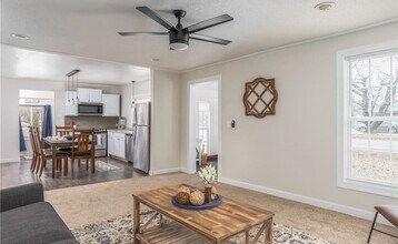 2405 Darrow Rd in Walkertown, NC - Building Photo - Building Photo