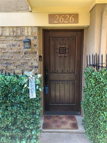 2626 Piedras Dr in Irving, TX - Building Photo