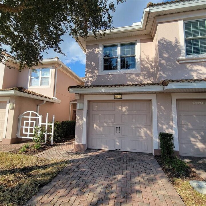 8335 Bella Vida Cir in Four Corners, FL - Building Photo