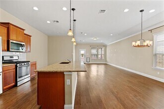 215 Methodius Dr in Hutto, TX - Building Photo - Building Photo