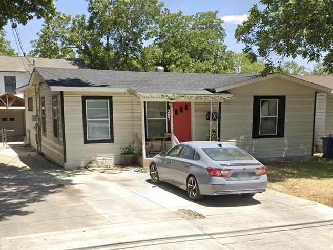 307 San Angelo, Unit 307 San Angelo