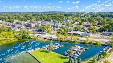 120 S Broadway St in Orion Township, MI - Building Photo - Building Photo