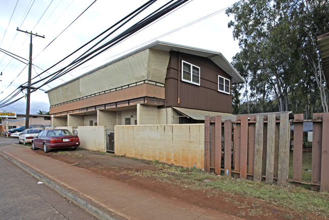 174 Wilikina Dr in Wahiawa, HI - Foto de edificio - Building Photo