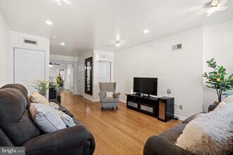 1228 S 22nd St in Philadelphia, PA - Building Photo - Building Photo
