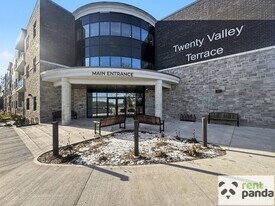 Twenty Valley Terrace in St Catharines, ON - Building Photo