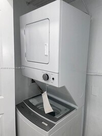 937 Lenox Ave. photo'