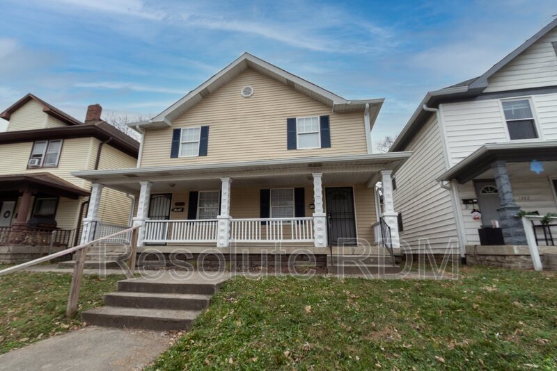 1920 Sugar Grove Ave in Indianapolis, IN - Foto de edificio